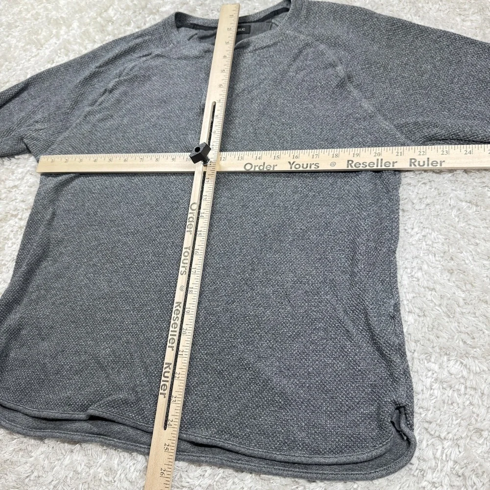 Banana Republic Henley Shirt Mens XL Gray Raglan Quite Luxury Casual Preppy Emo
